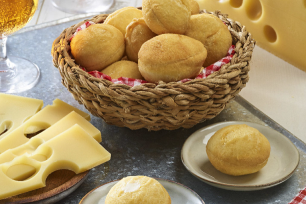 Beignets farcis à l'Emmental de Savoie et piment doux