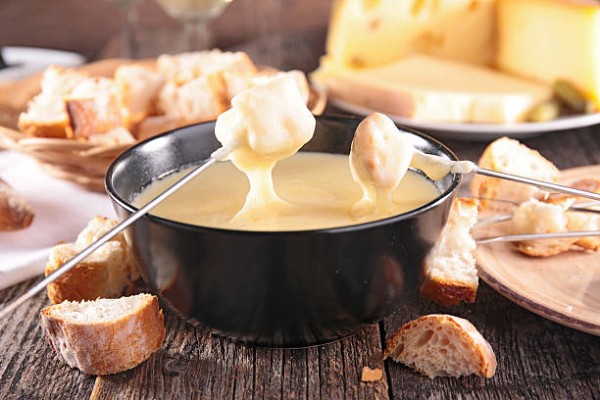 La véritable fondue Savoyarde